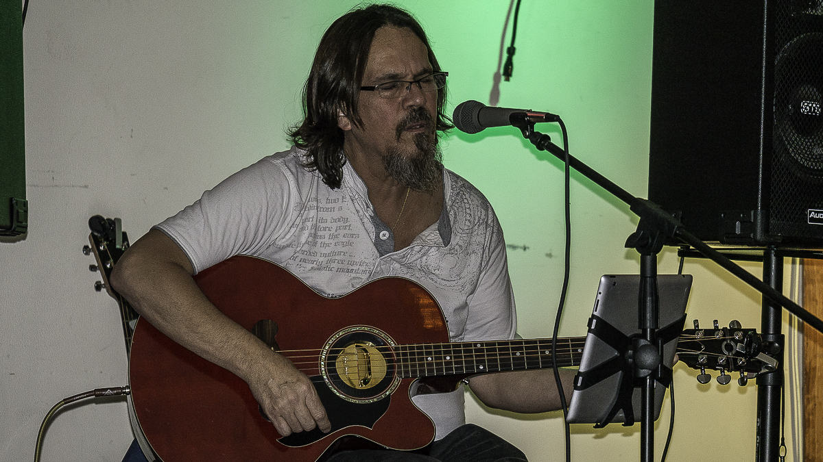 Vernon Webb